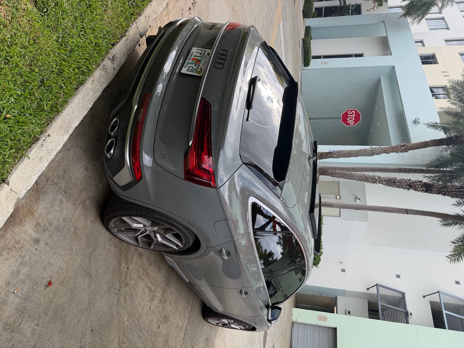 WaveRaiders305 Audi SQ5 rear