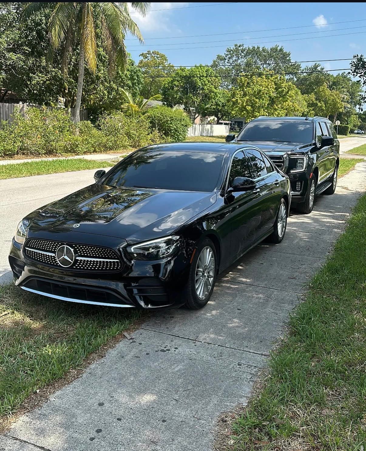 WaveRaiders305 Mercedes and Escalade fleet