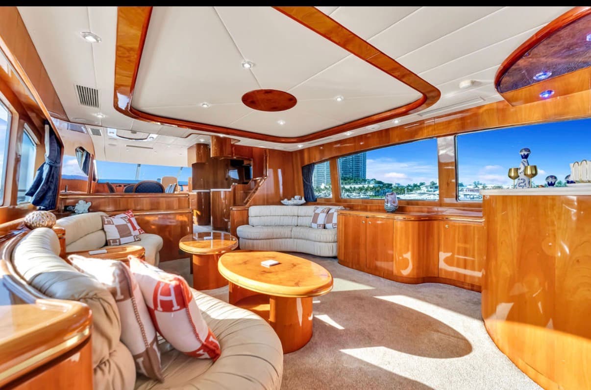WaveRaiders305 yacht charter photo 10